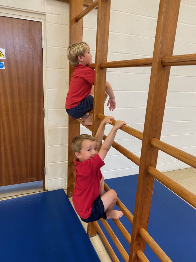 Exploring the apparatus and tackling the tuck shape!, Copthill School