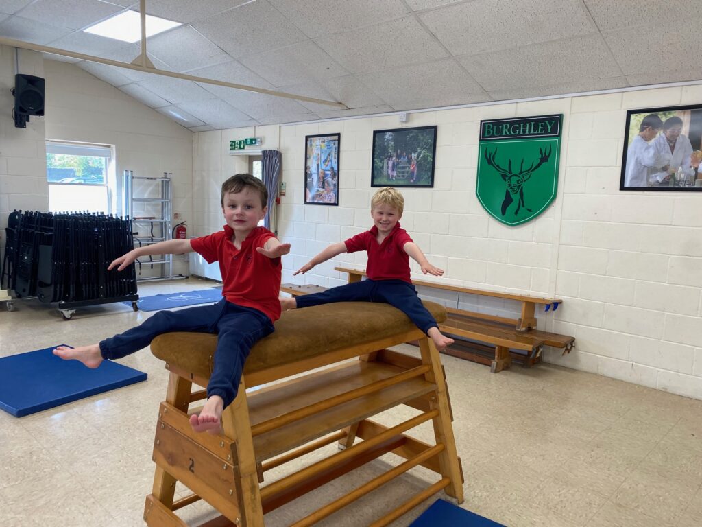 Straddle shape ideas on the apparatus!, Copthill School