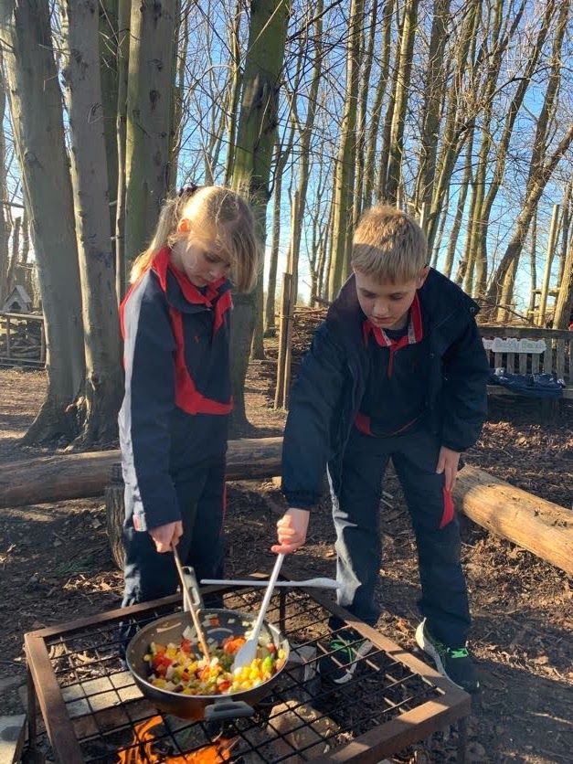 Y6 Native American experience, Copthill School