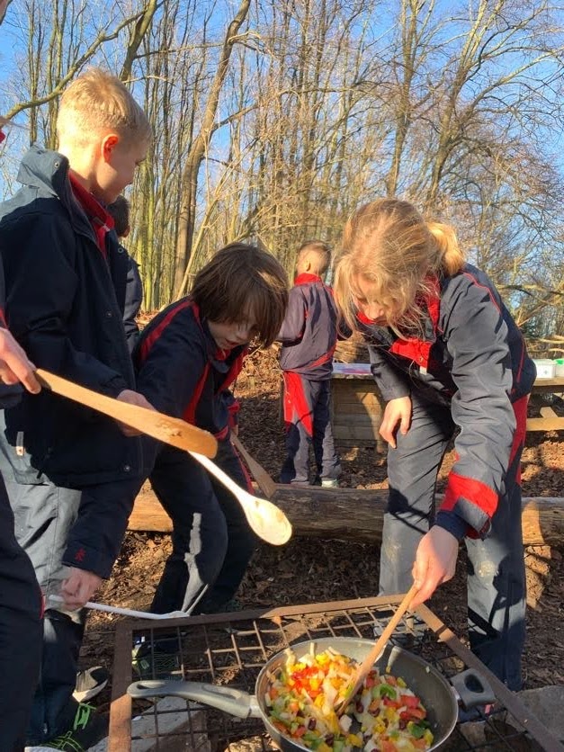 Y6 Native American experience, Copthill School