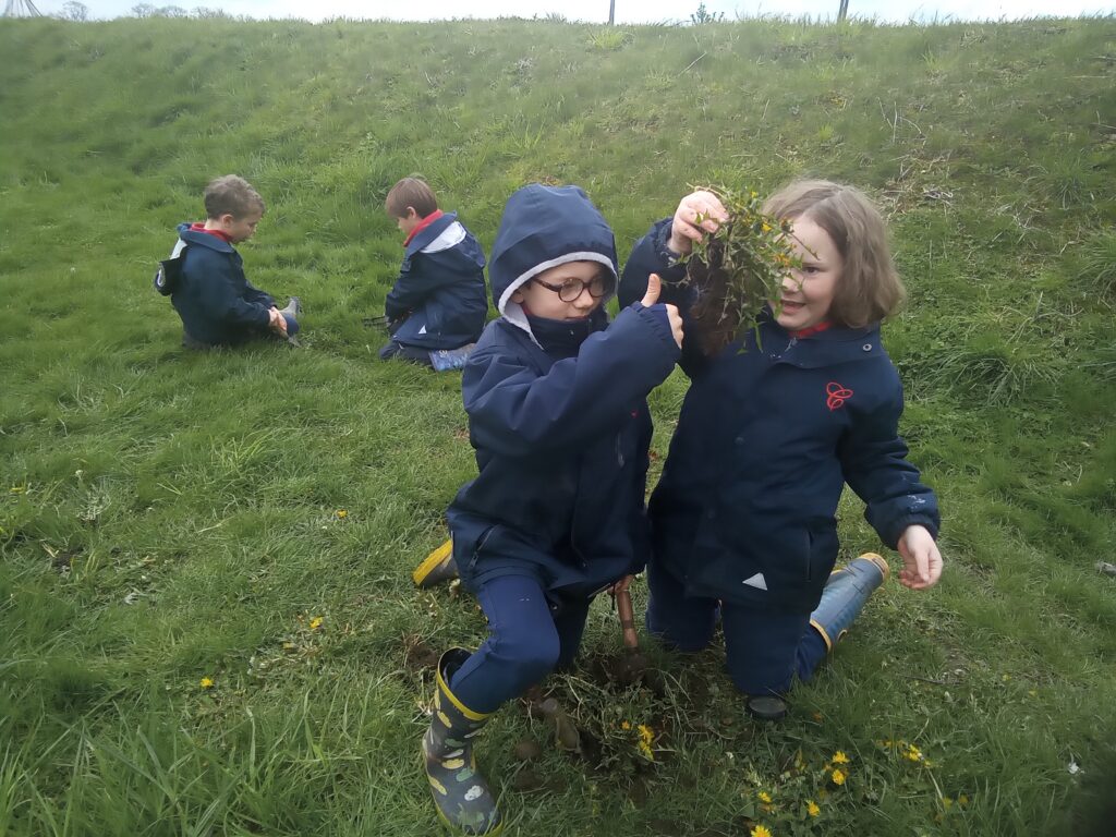 Taking our science outdoors!, Copthill School