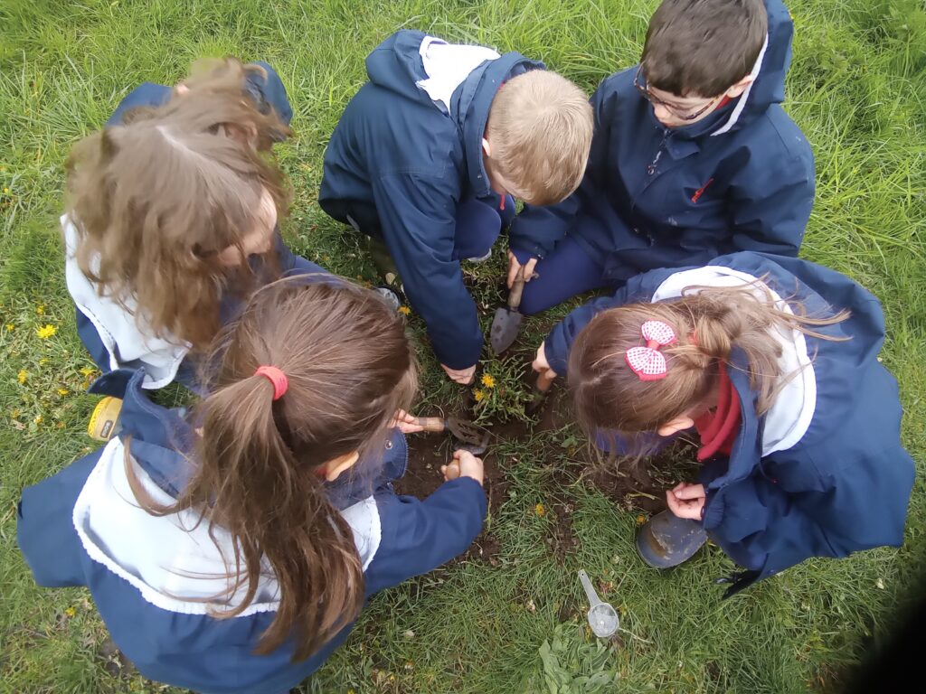 Taking our science outdoors!, Copthill School