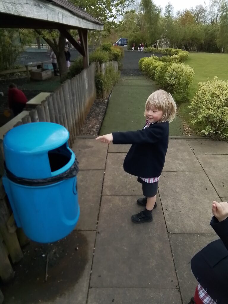 Three Dimensional Shape Detectives!, Copthill School