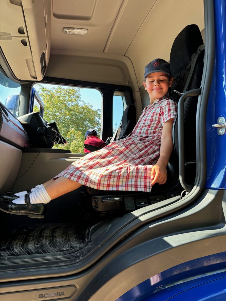 Exploring a lorry!, Copthill School