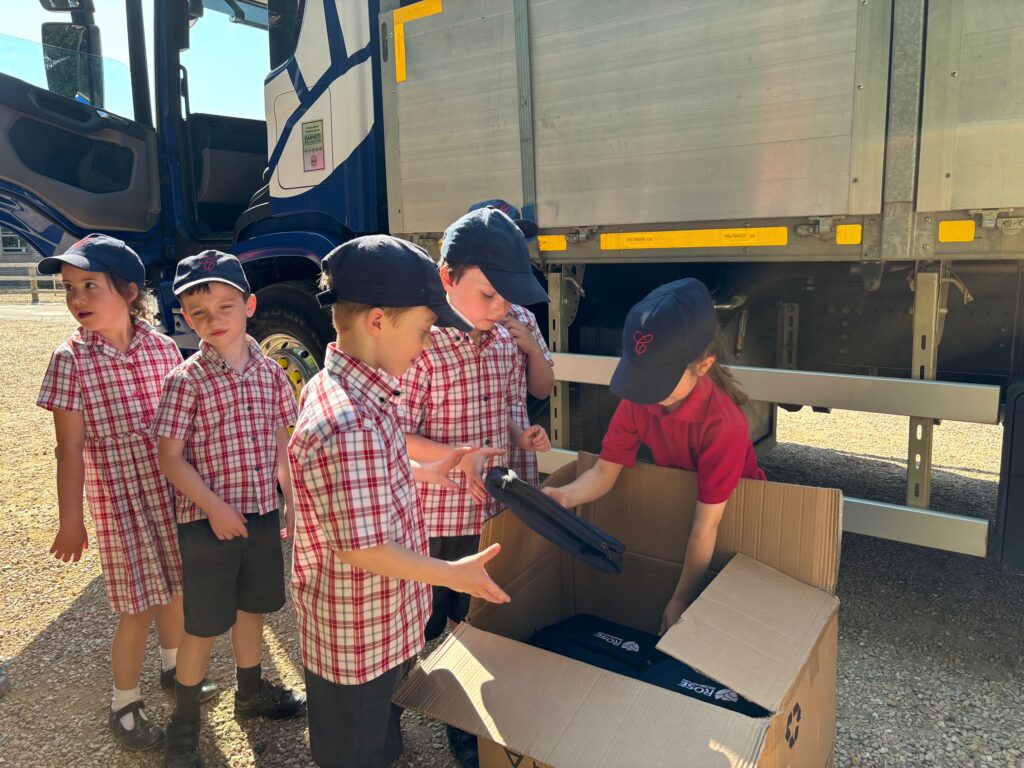 Exploring a lorry!, Copthill School