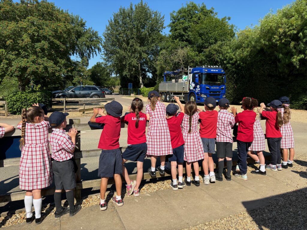 Exploring a lorry!, Copthill School