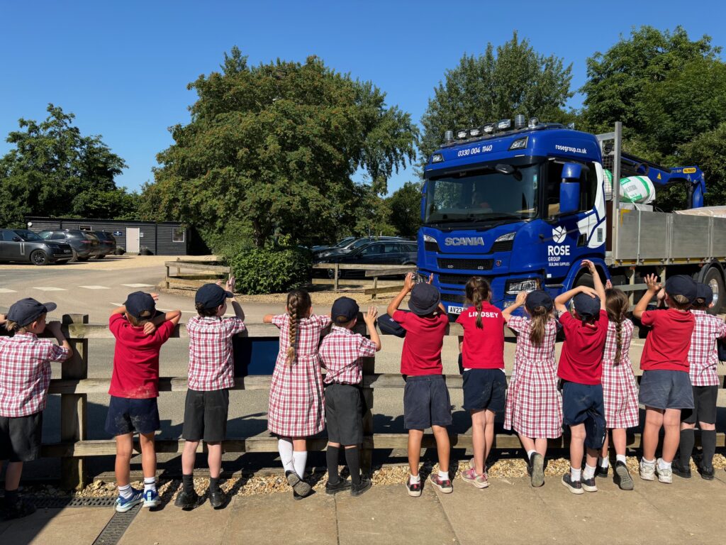 Exploring a lorry!, Copthill School