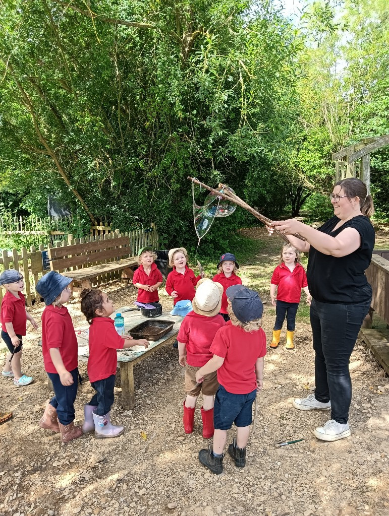 Gigantic Bubbles!, Copthill School