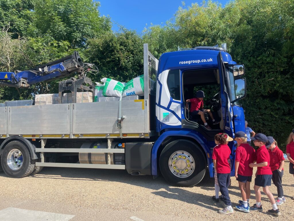 Exploring a lorry!, Copthill School