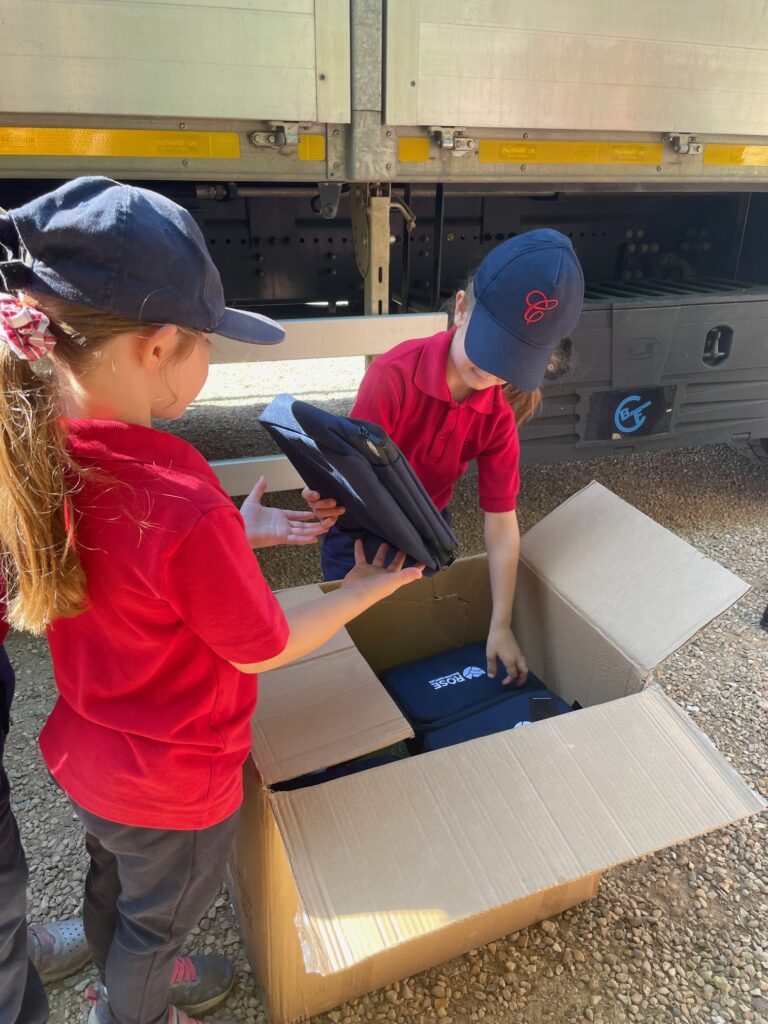 Exploring a lorry!, Copthill School