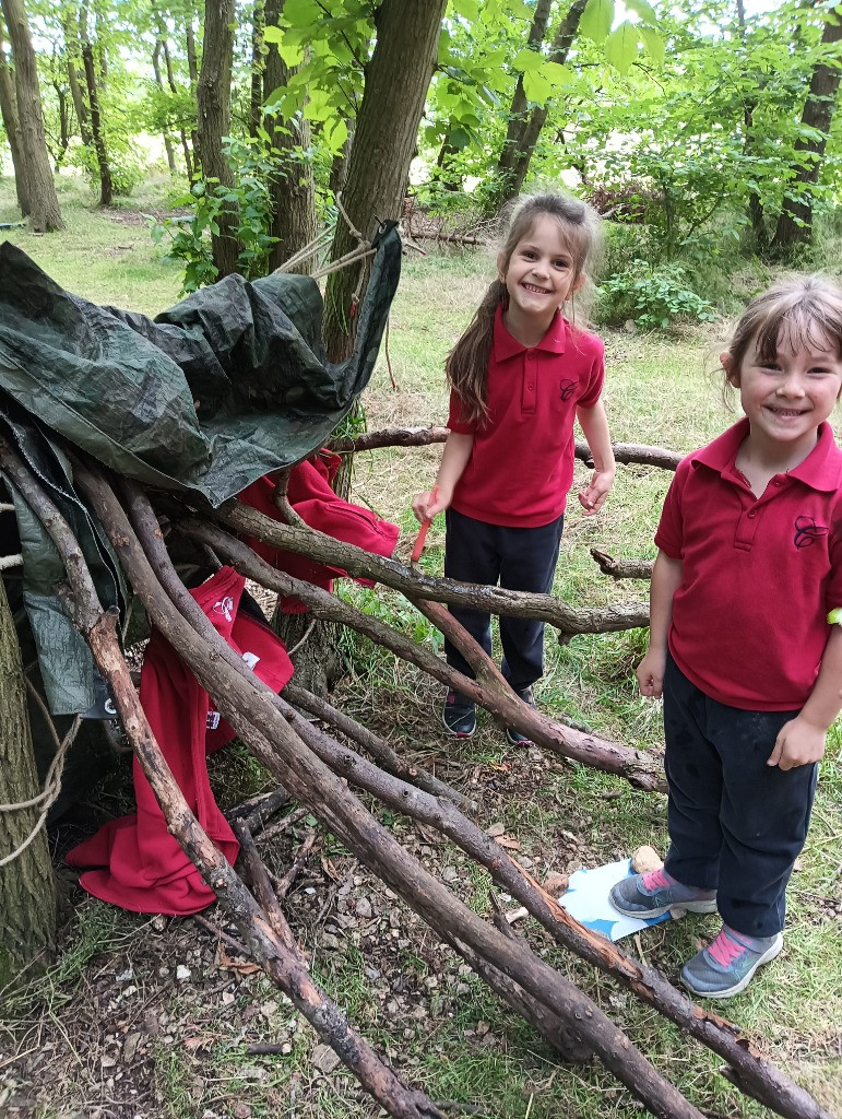 Forest school &#8211; den building and shadow art!, Copthill School