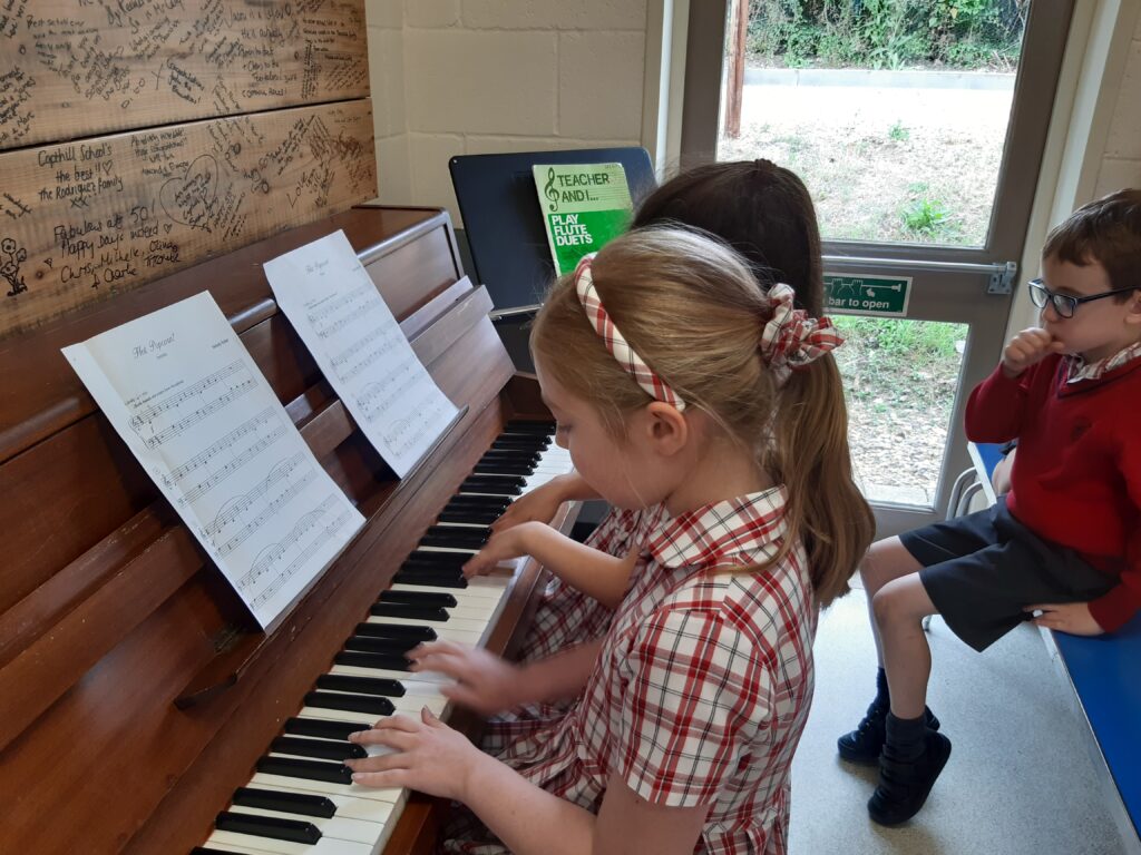 Lunchtime Dining in Style!, Copthill School