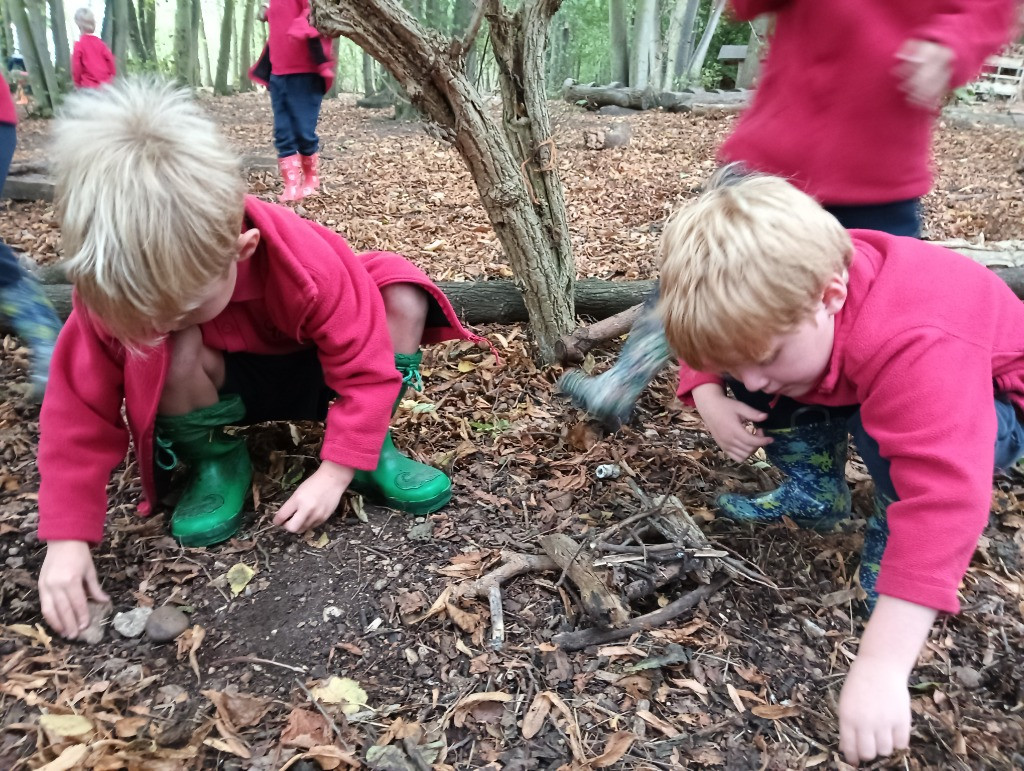 Outdoor map making, Copthill School