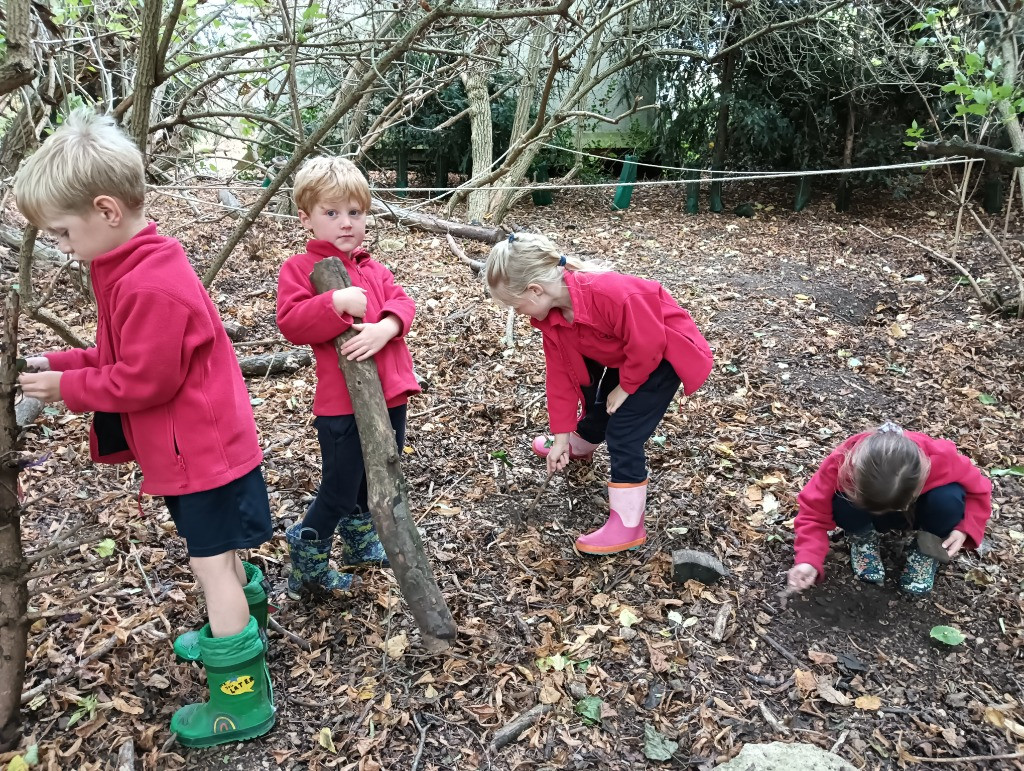 Outdoor map making, Copthill School