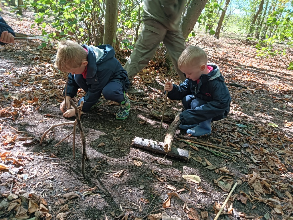 Outdoor map making, Copthill School